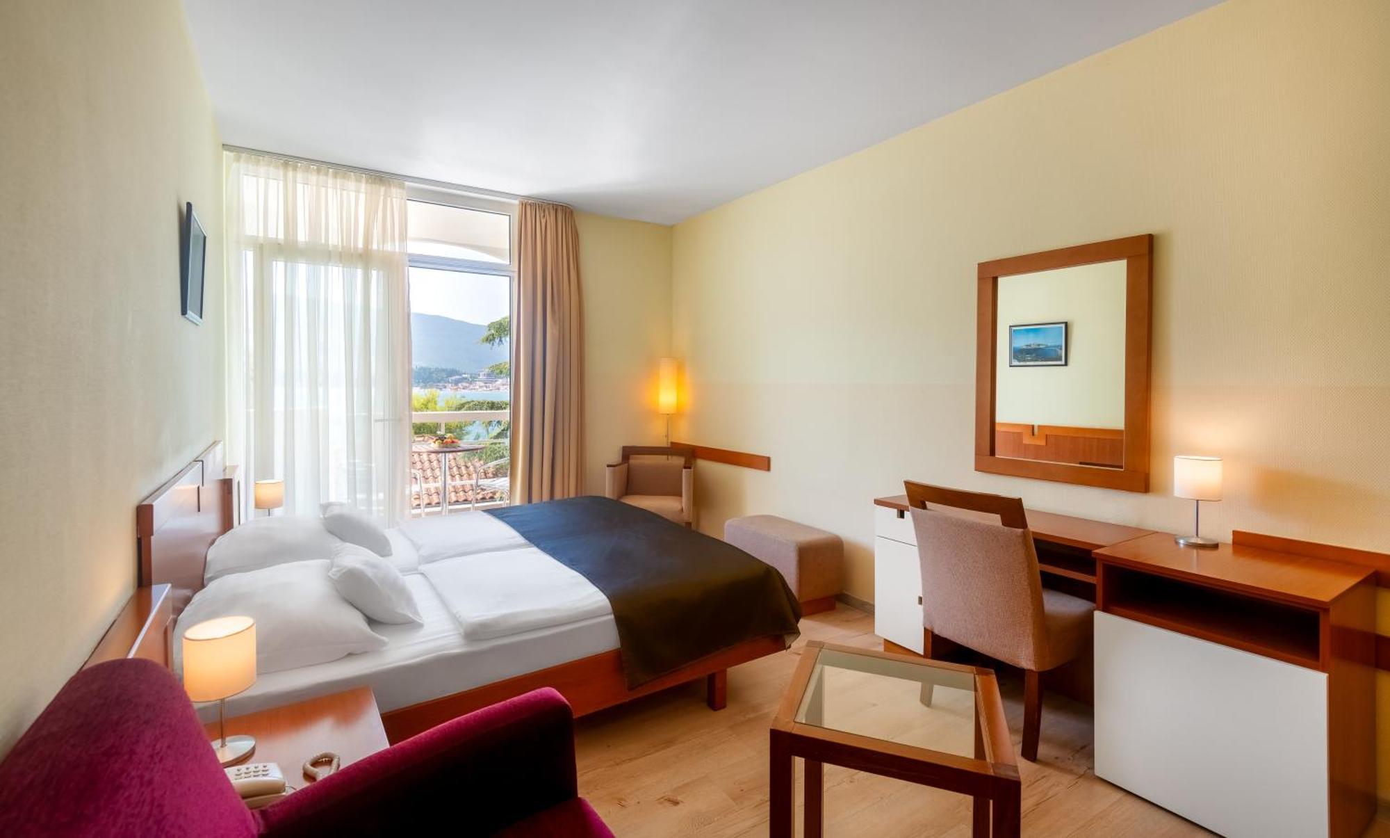 Hunguest Hotel Sun Resort Herceg Novi Exterior photo