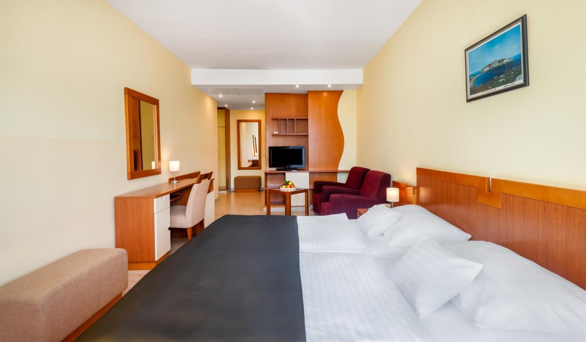 Hunguest Hotel Sun Resort Herceg Novi Exterior photo